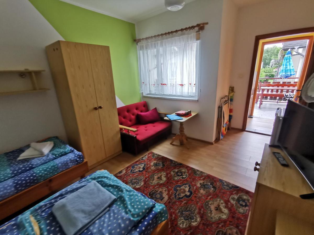 Dom Wczasowy Maja Dźwirzyno Exterior foto