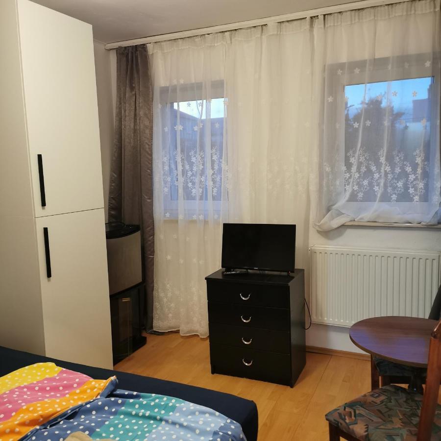 Dom Wczasowy Maja Dźwirzyno Exterior foto